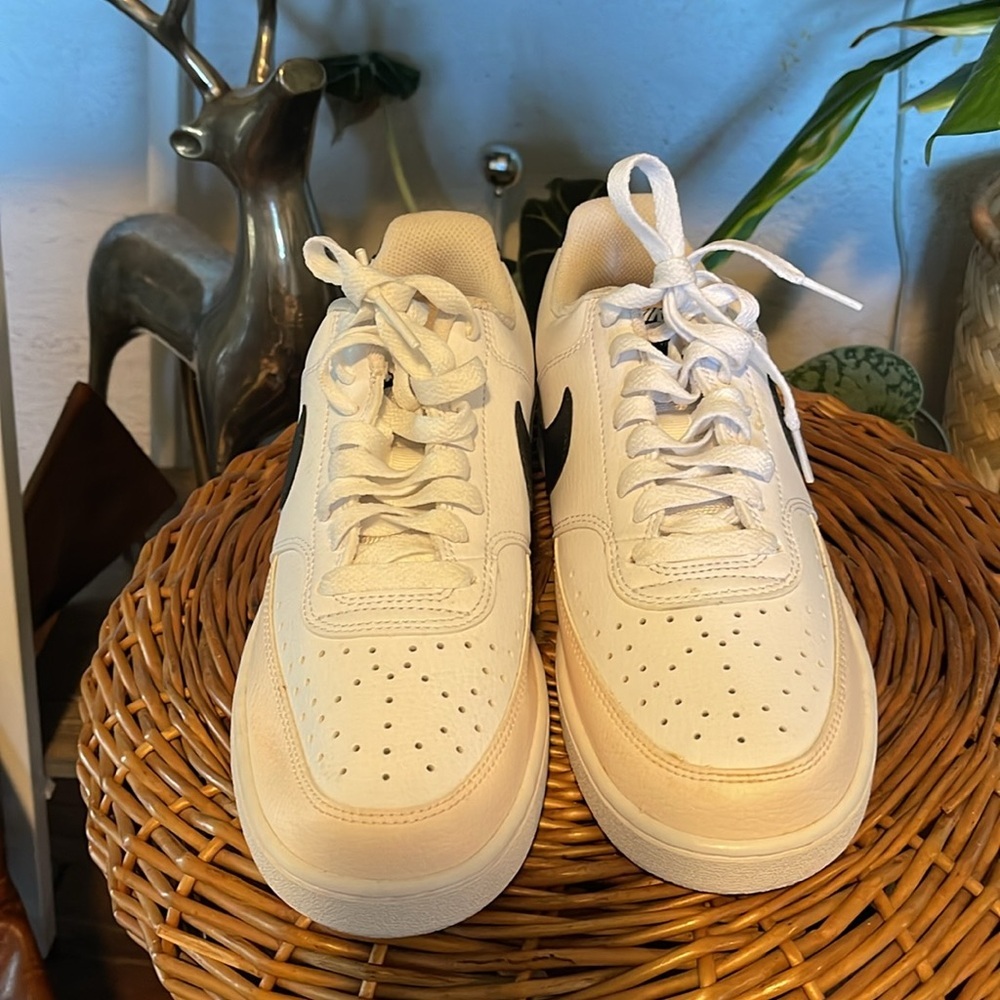 NIKE COURT VISION LOW NEXT NATURE SUSTAINABLE SNEAKERS - Picture 2 of 4